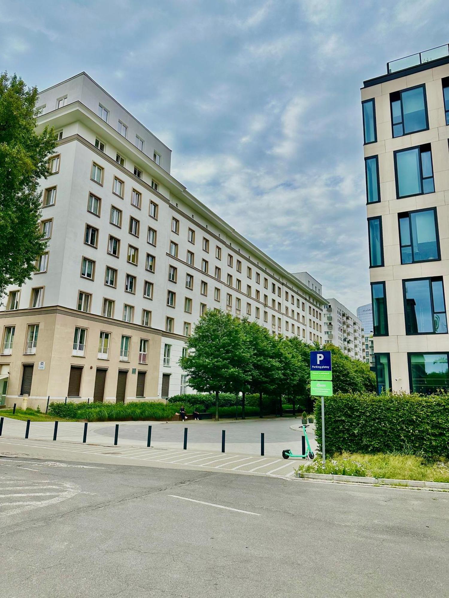 Africa Apartment Warszawa Exteriör bild